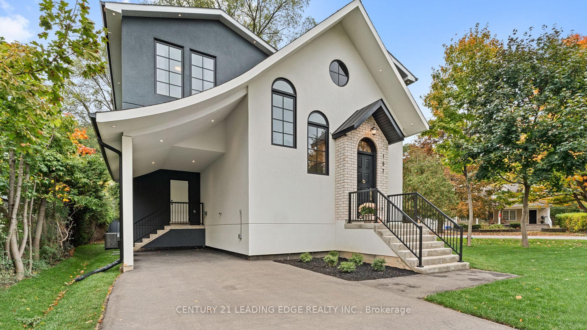 197 Glen Oak Drive, Oakville, ON L6K 2J3 - Photo 1