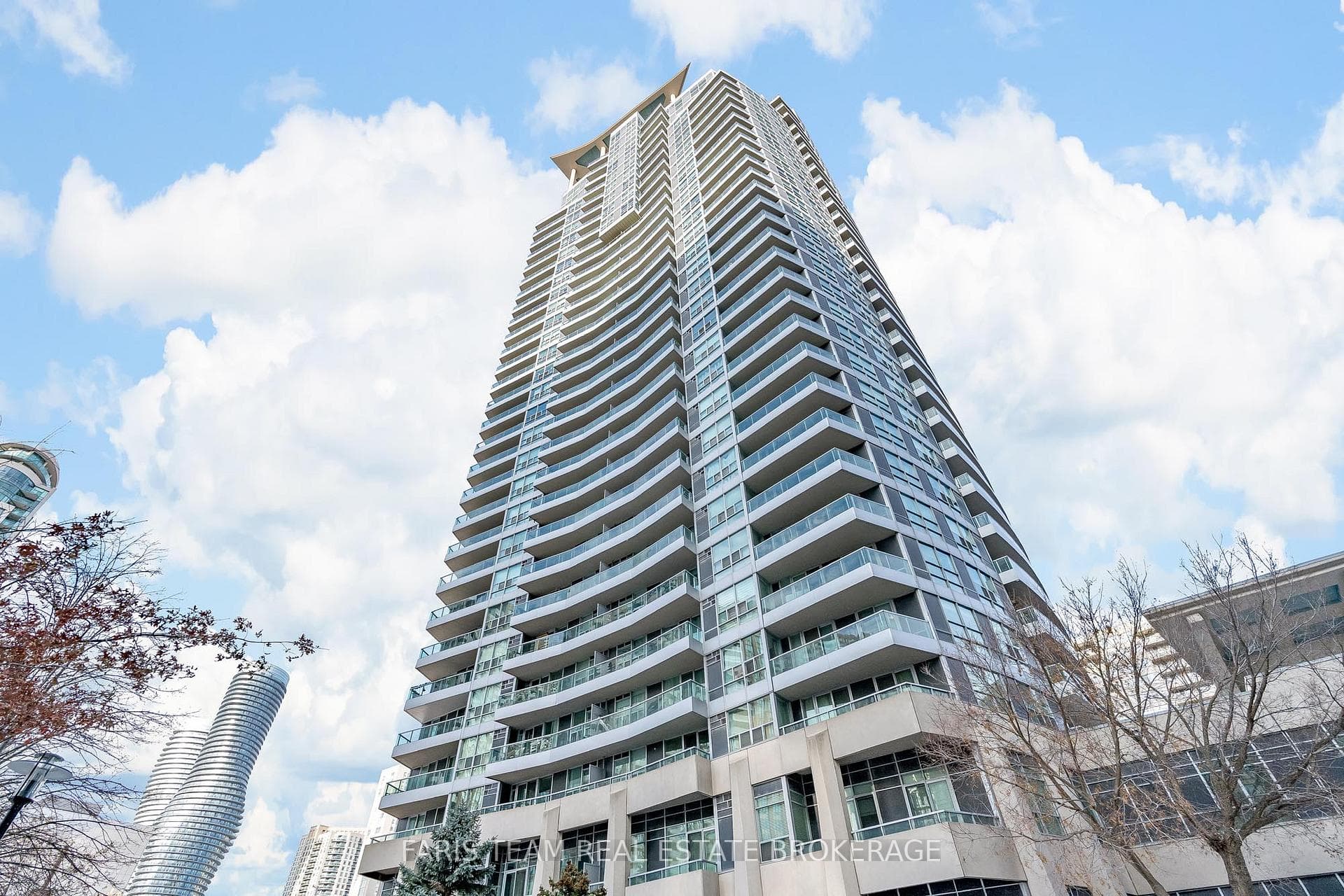 1 Elm Drive N/A Unit 308, Mississauga, ON L5B 4M1 - Photo 1