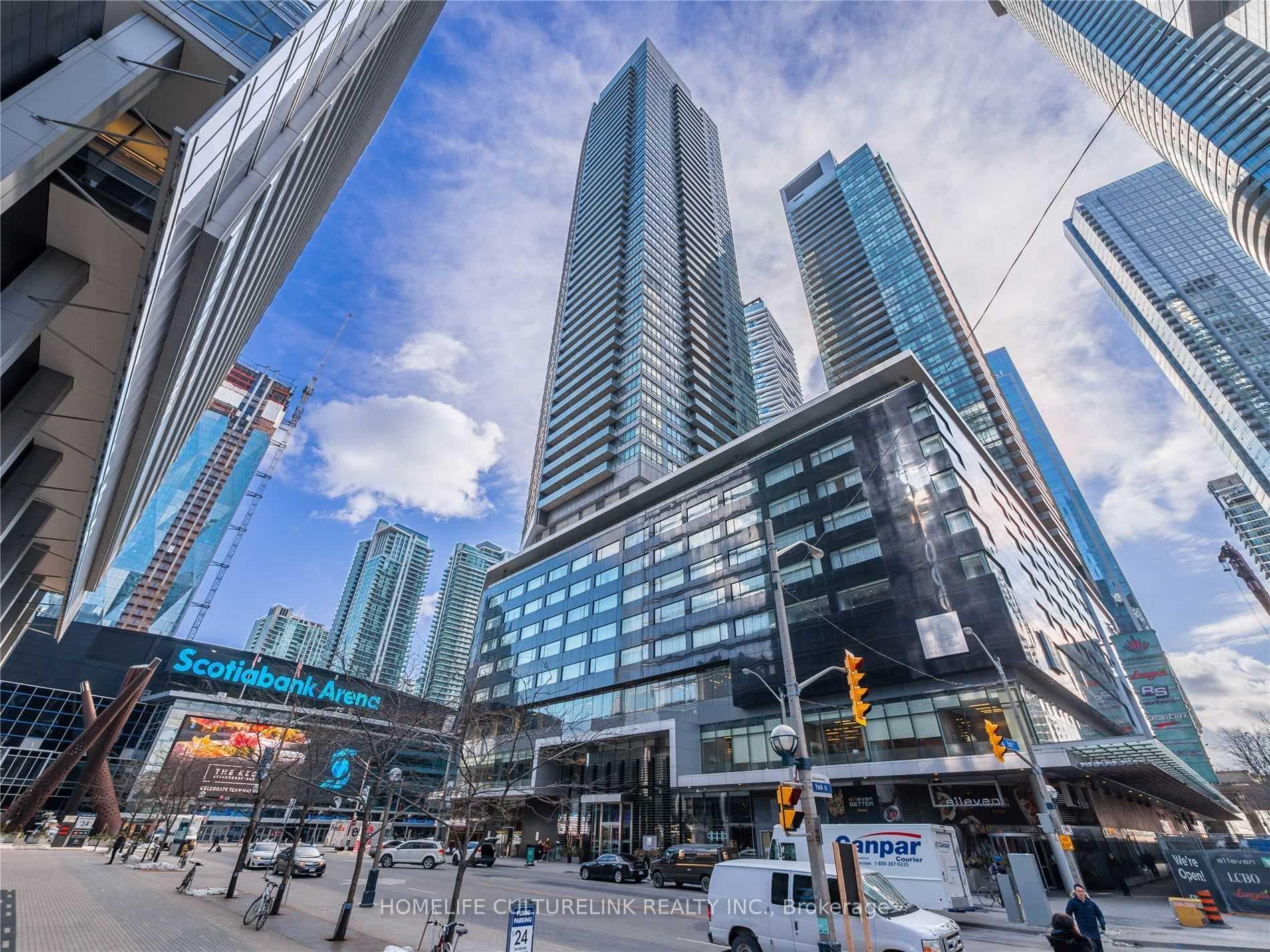 55 Bremner Boulevard Unit 2703, Downtown Toronto / Waterfront, ON M5J 0A6 - Photo 1