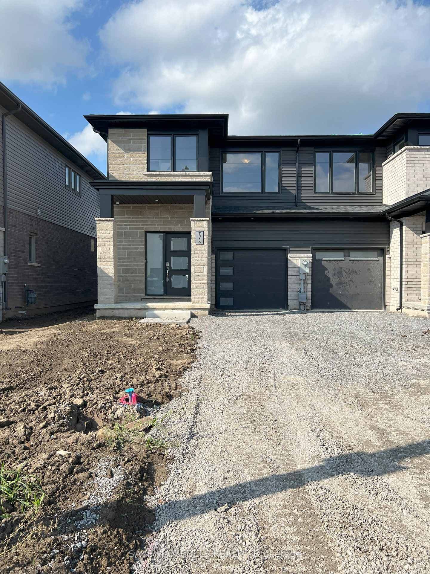 7314 Marvel Drive, Niagara Falls, ON L2H 3V5 - Photo 1