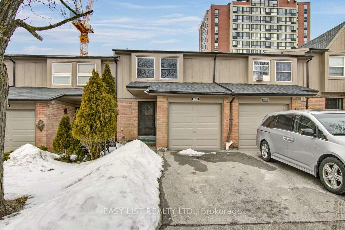 5555 Montevideo Road Unit C, Mississauga, ON L5N 3S3 - Photo 1