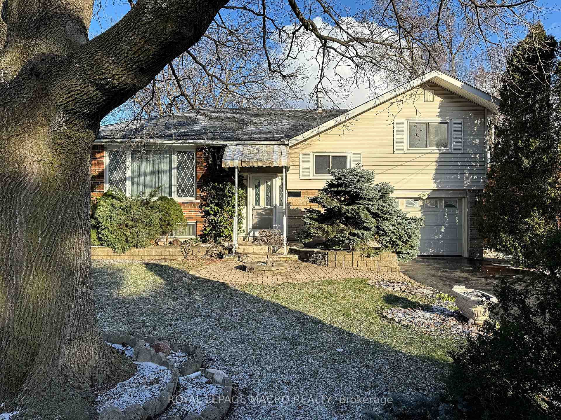 26 Virginia Court, Hamilton, ON L8V 4H4 - Photo 1
