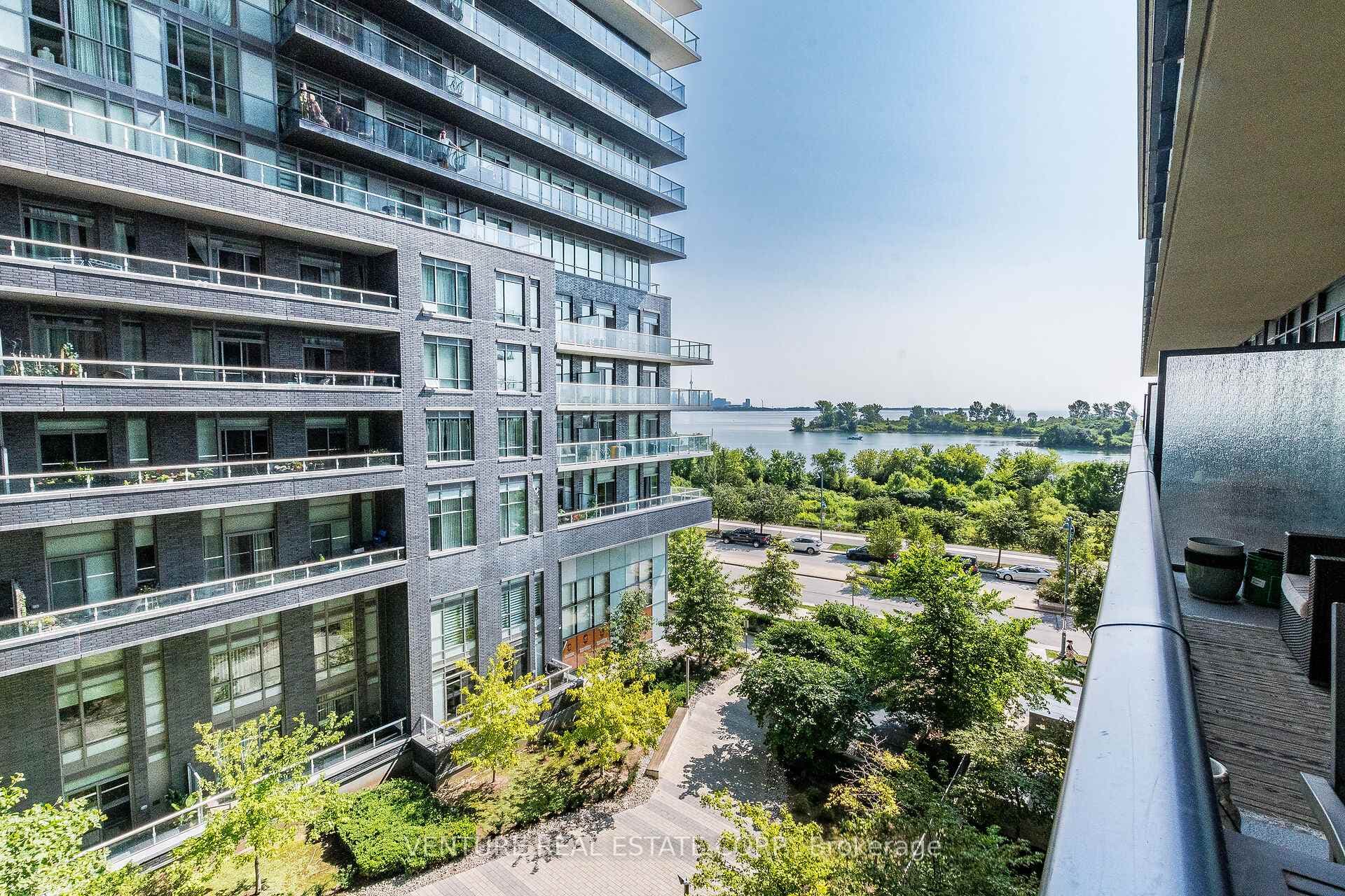 South Lake Views from 115 sq ft Balcony