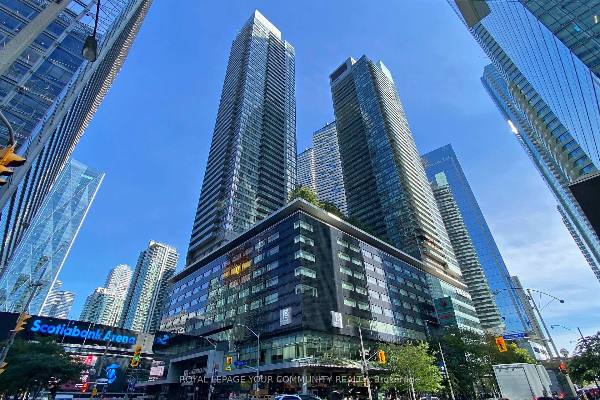 55 Bremner Boulevard Unit 3001, Downtown Toronto / Waterfront, ON M5J 0A6 - Photo 1
