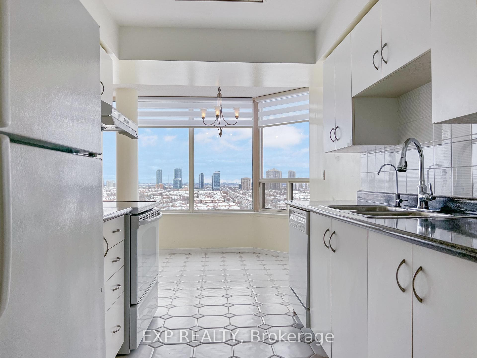 700 Constellation Drive Unit 1507, Mississauga, ON L5R 3G8 - Photo 1