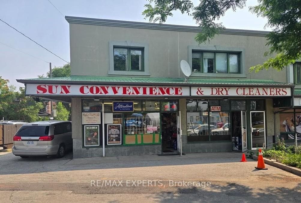 21-23 Scarlett Road, Keelesdale / Eglinton West, ON M6N 4J5 - Photo 1