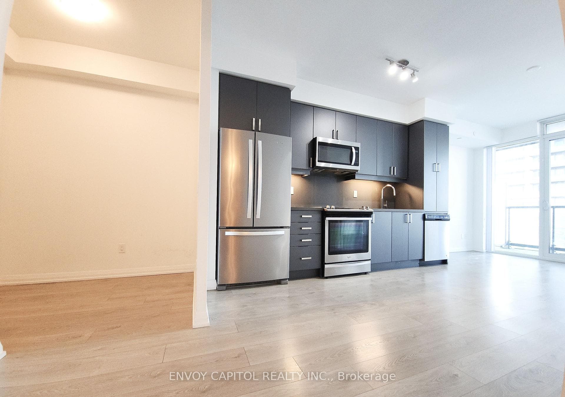 7895 Jane Street Unit 2411, Vaughan, ON L4K 0K2 - Photo 1
