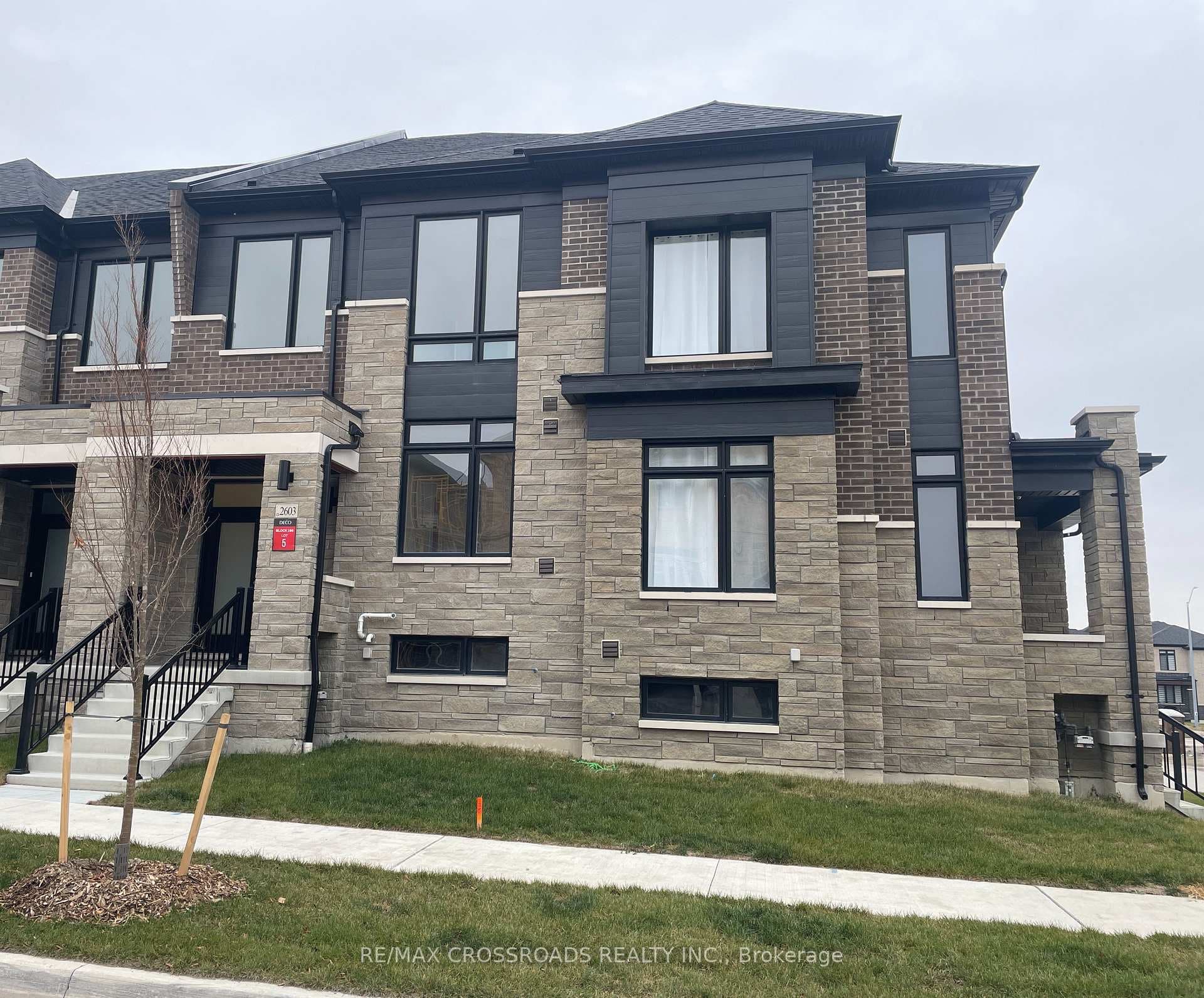 2603 Apricot Lane, Pickering, ON L1X 0M5 - Photo 1