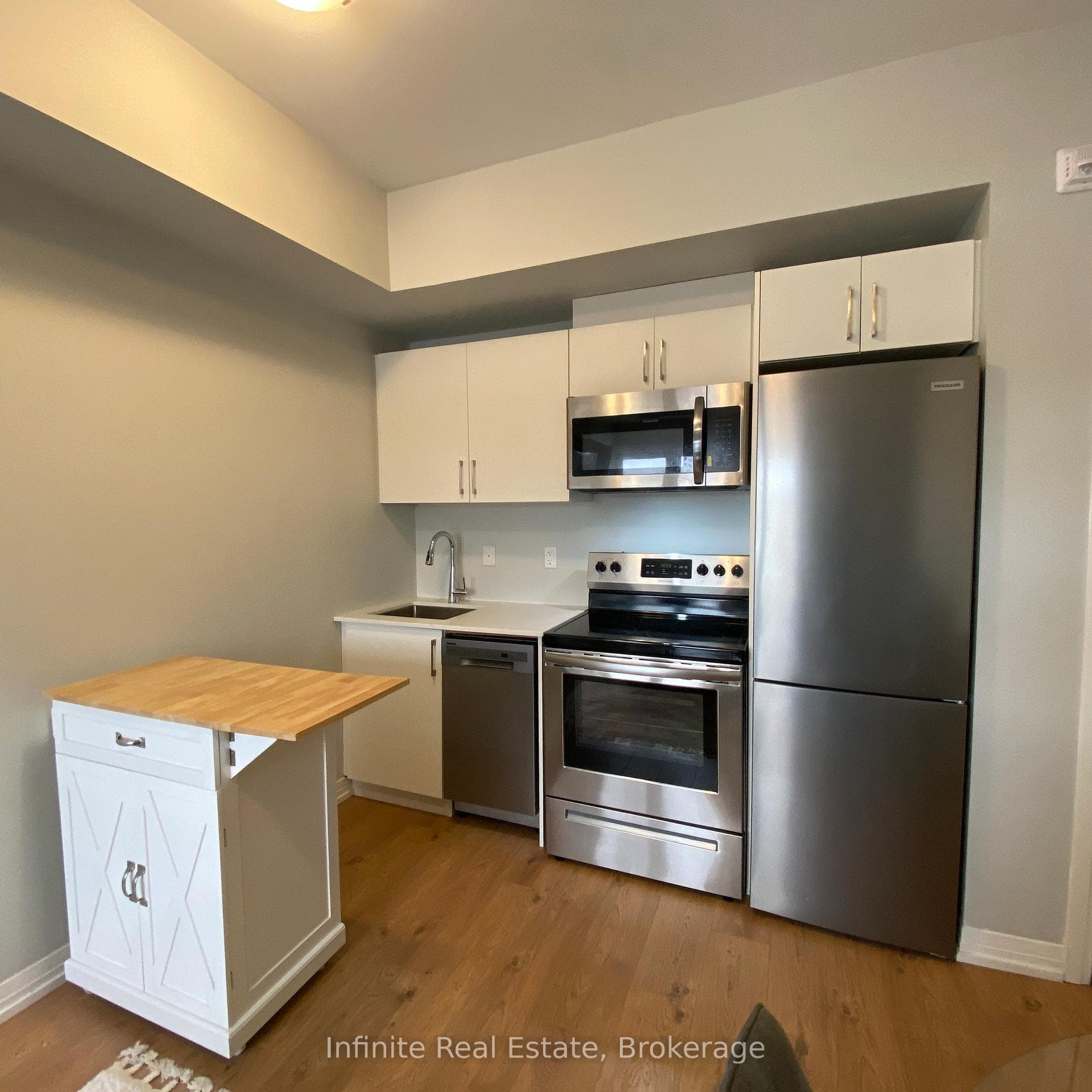 400 The East Mall N/A Unit 310, Etobicoke (Islington / Rexdale), ON M9B 3Z9 - Photo 1