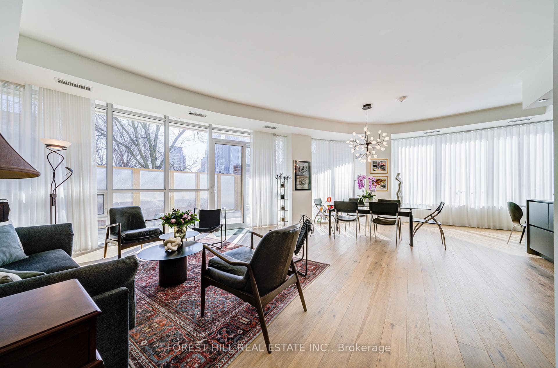 151 Avenue Road Unit 204, Annex / Yorkville / Summerhill, ON M5R 0B8 - Photo 1