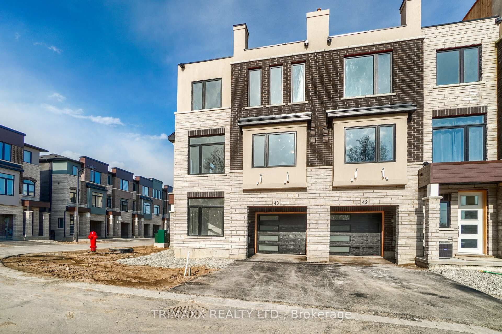 314 Equestrian Way Unit 43, Cambridge
