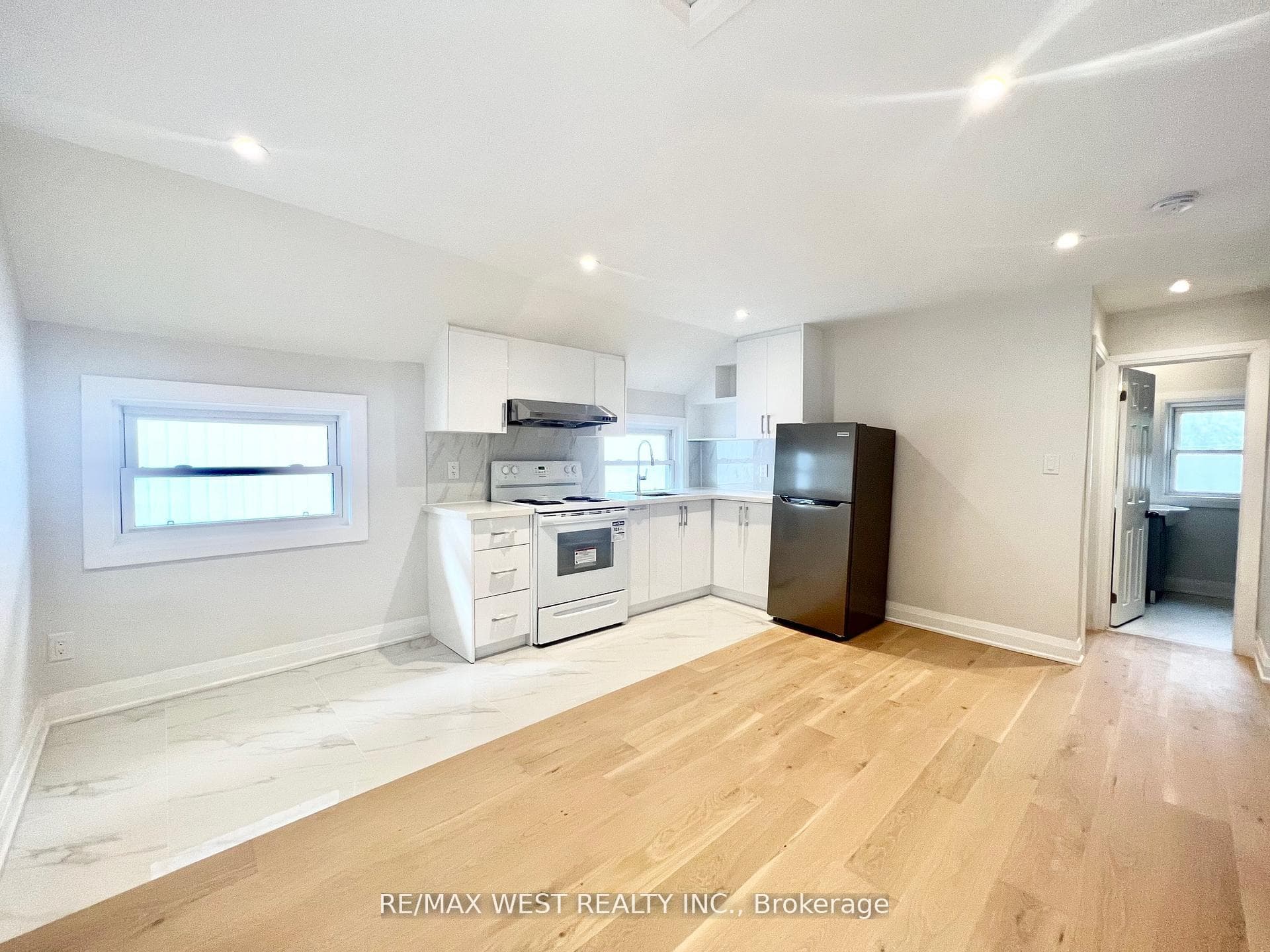 Kitchen combined with living/dining