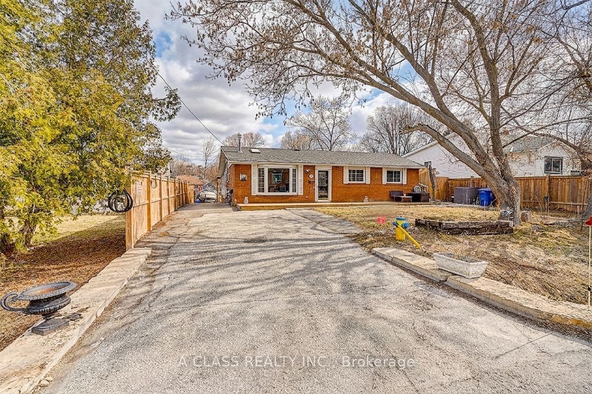 298 Annshiela Drive, Georgina