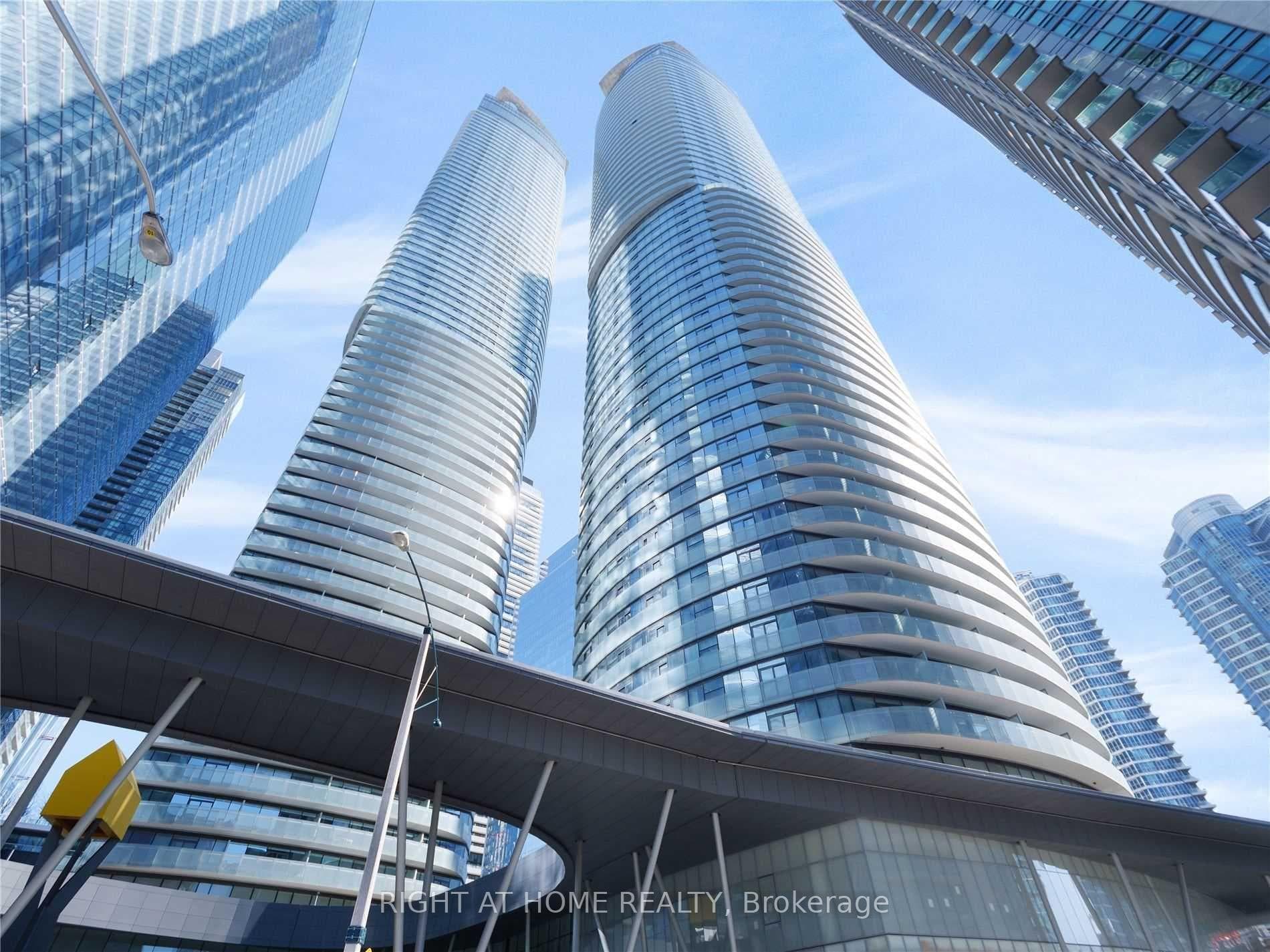 12 York Street Unit 5510, Downtown Toronto / Waterfront, ON M5J 2Z2 - Photo 1