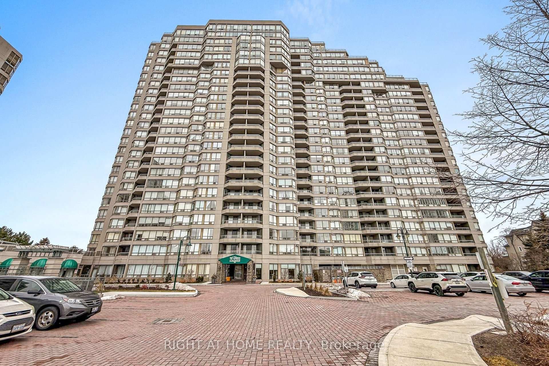 168 Bonis Avenue Unit 301, Scarborough Village / Eglinton East, ON M1T 3V6 - Photo 1