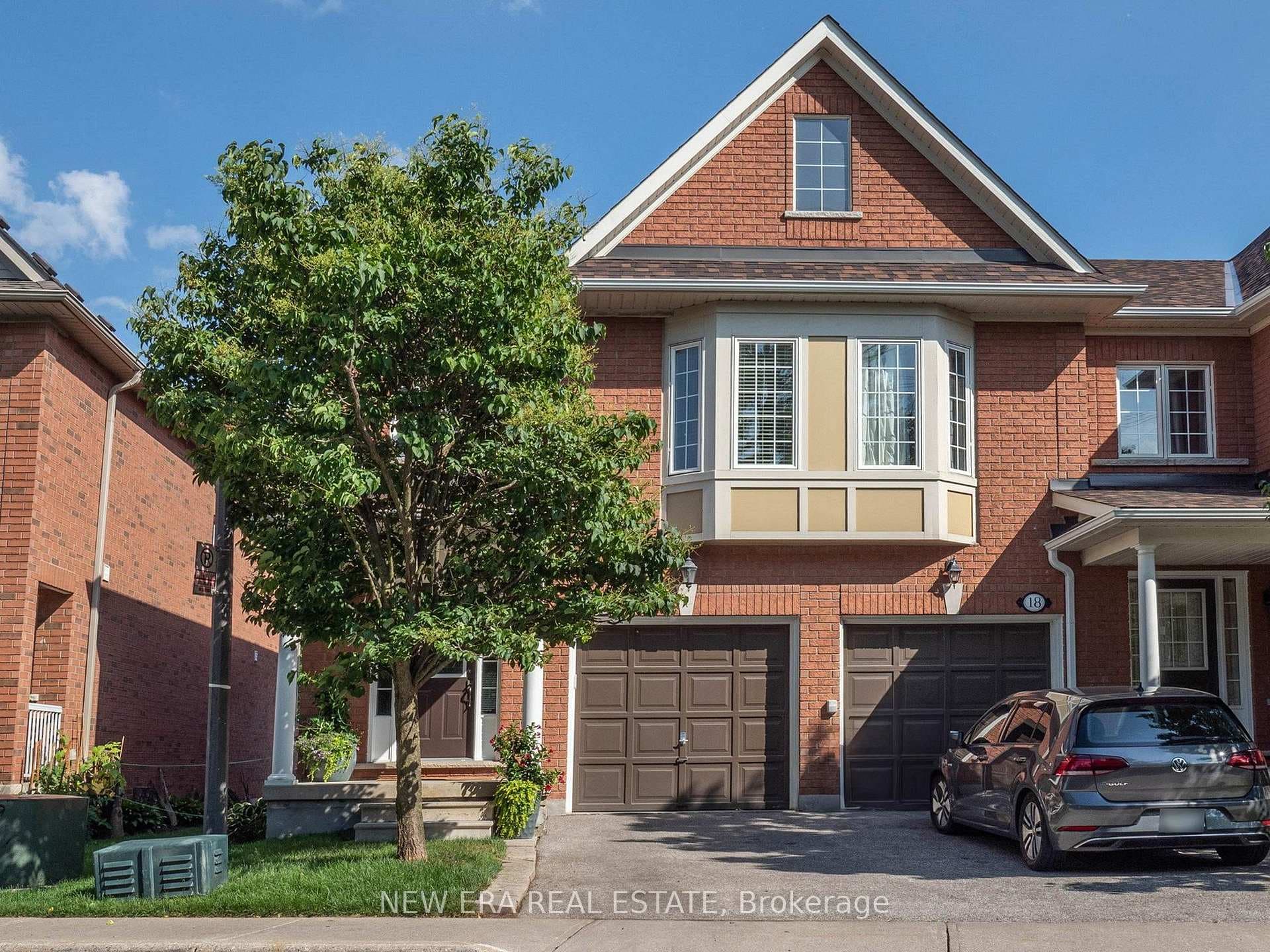 7360 Zinnia Place Unit 16, Mississauga, ON L5W 2A1 - Photo 1