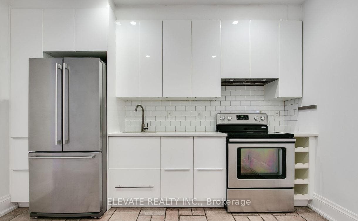 2 Abbs Street Unit A, High Park / Junction / Roncesvalles, ON M6K 1M6 - Photo 1