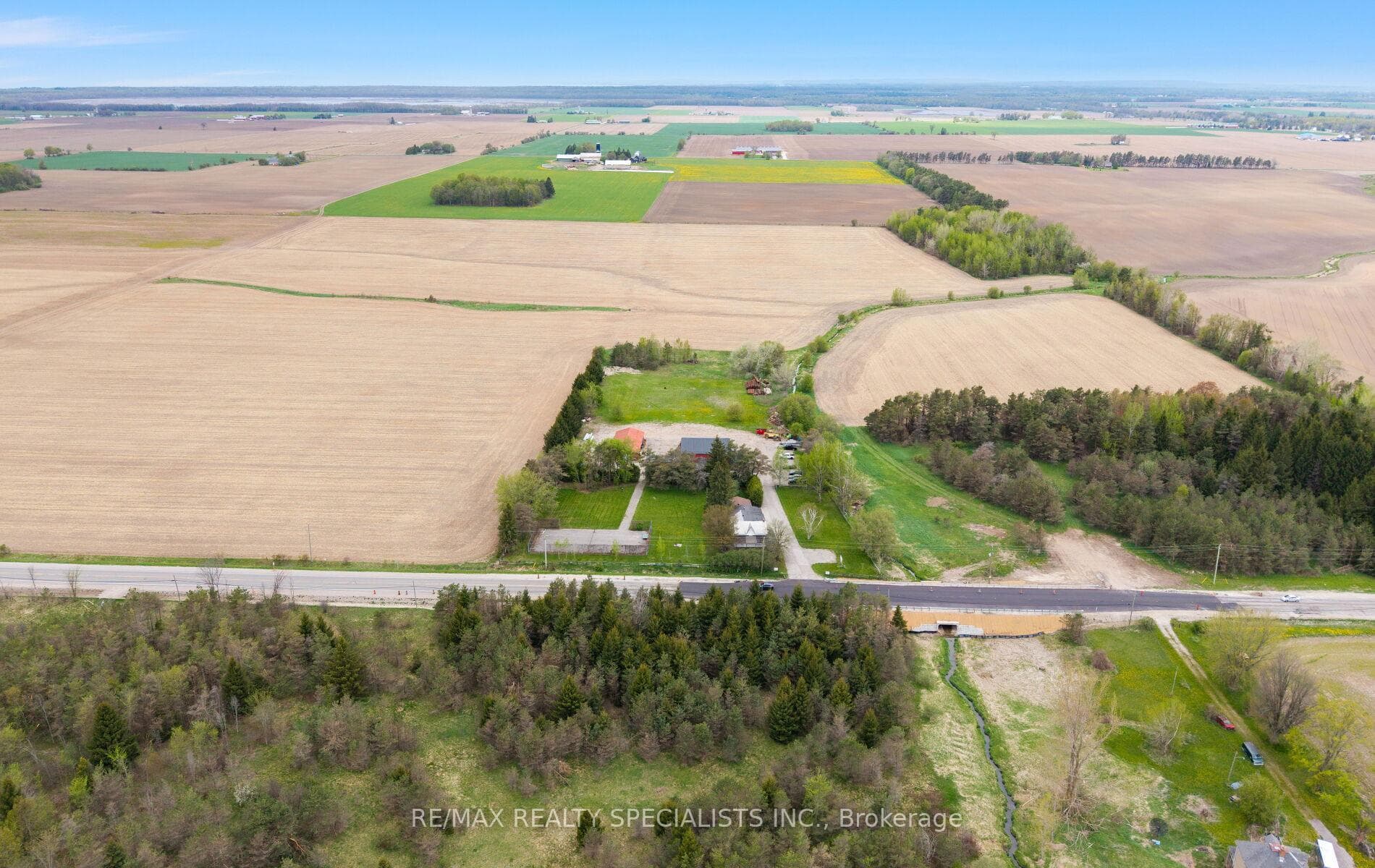 220 Queen Road, Springwater, ON L0L 1P0 - Photo 1