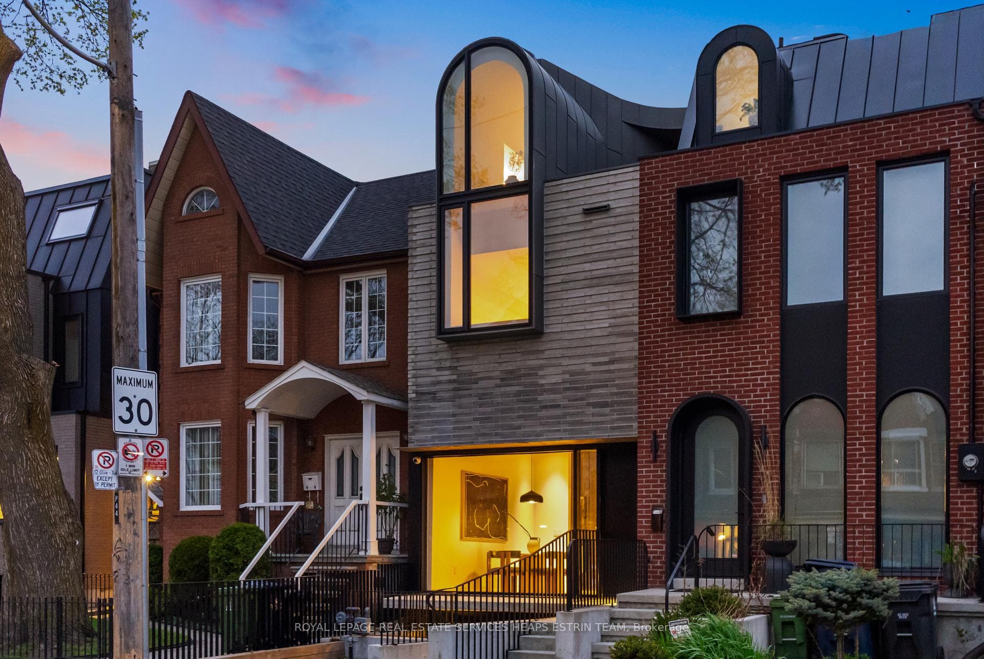 44 Foxley Street, Downtown Toronto / Waterfront, ON M6J 1R1 - Photo 1