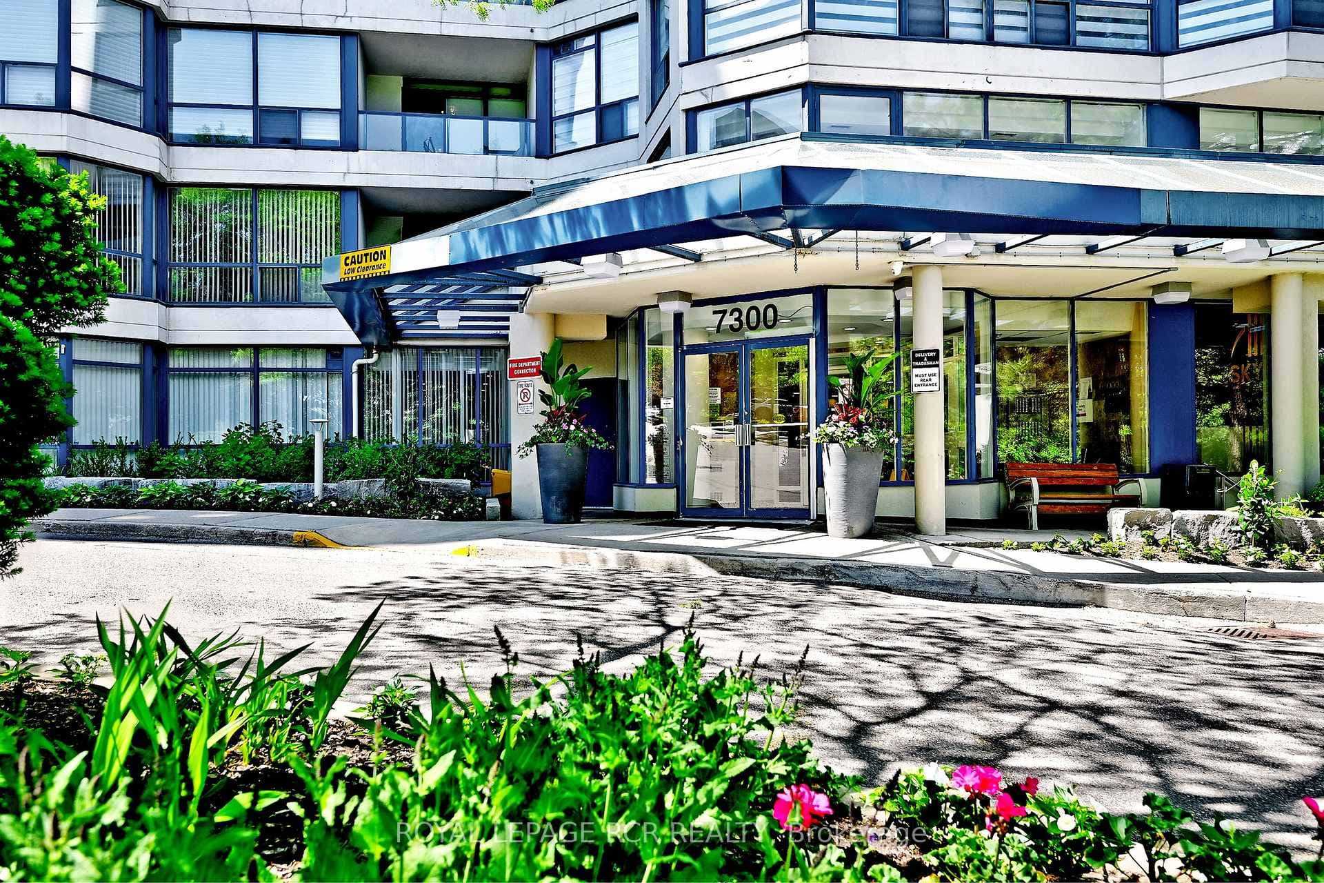 7300 Yonge Street Unit 706, Vaughan, ON L4J 7Y5 - Photo 1