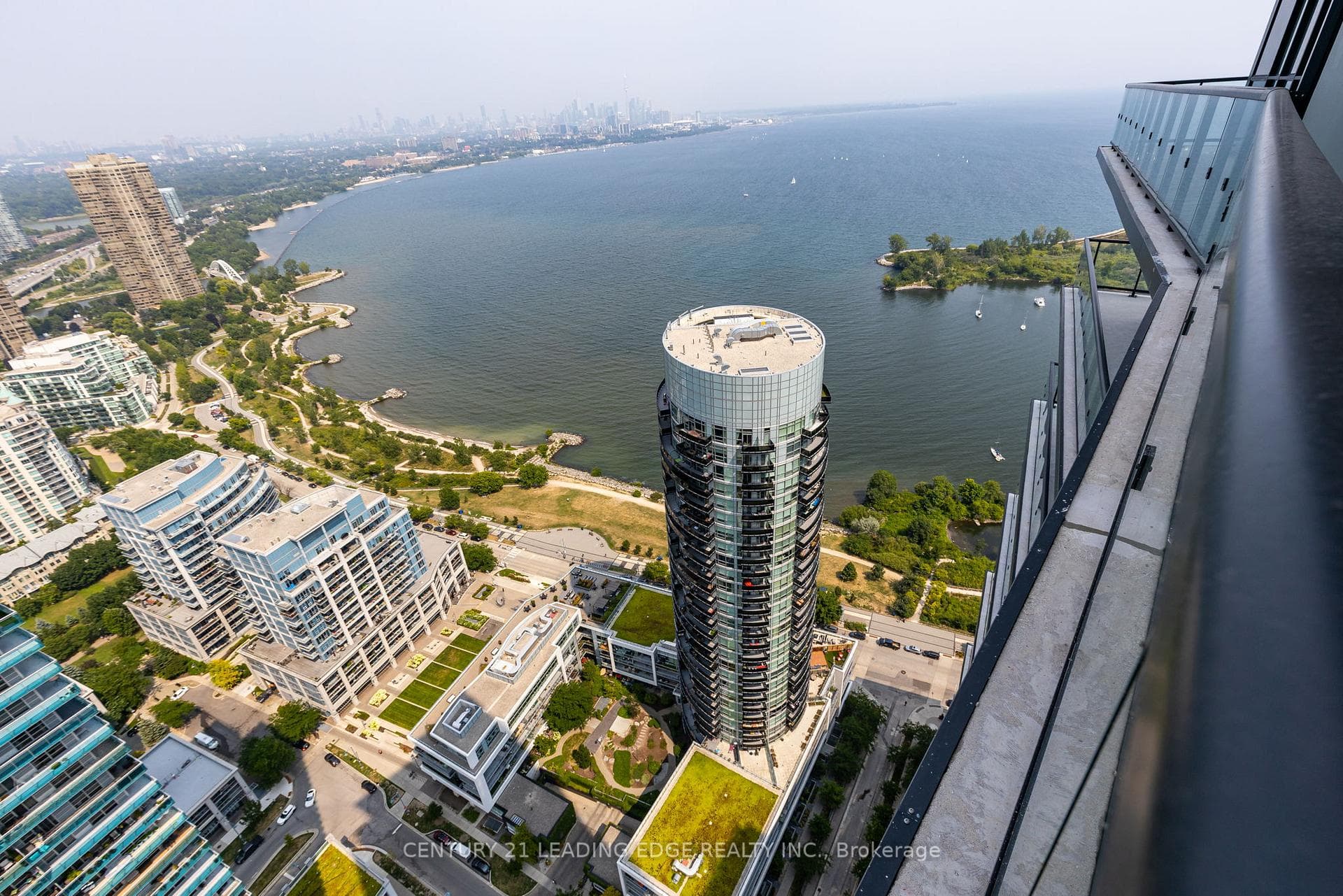 38 Annie Craig Drive Unit 4701, Liberty Village / Parkdale / South Parkdale, ON M8V 0G9 - Photo 1
