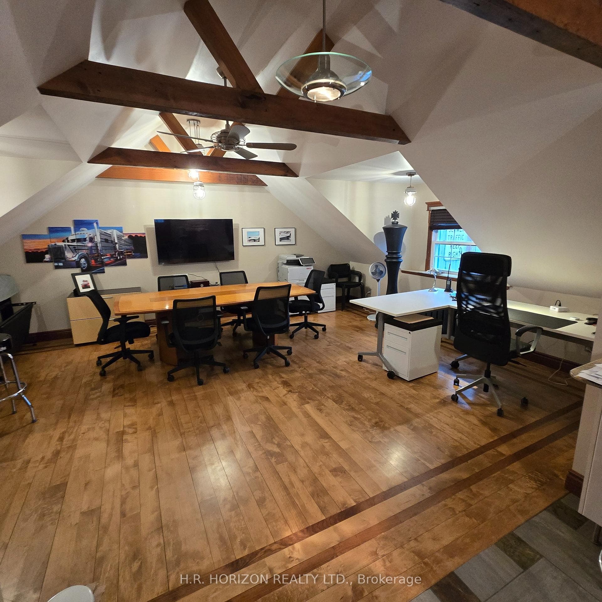 202 Main Street Unit Coach House, King, ON L0G 1T0 - Photo 1