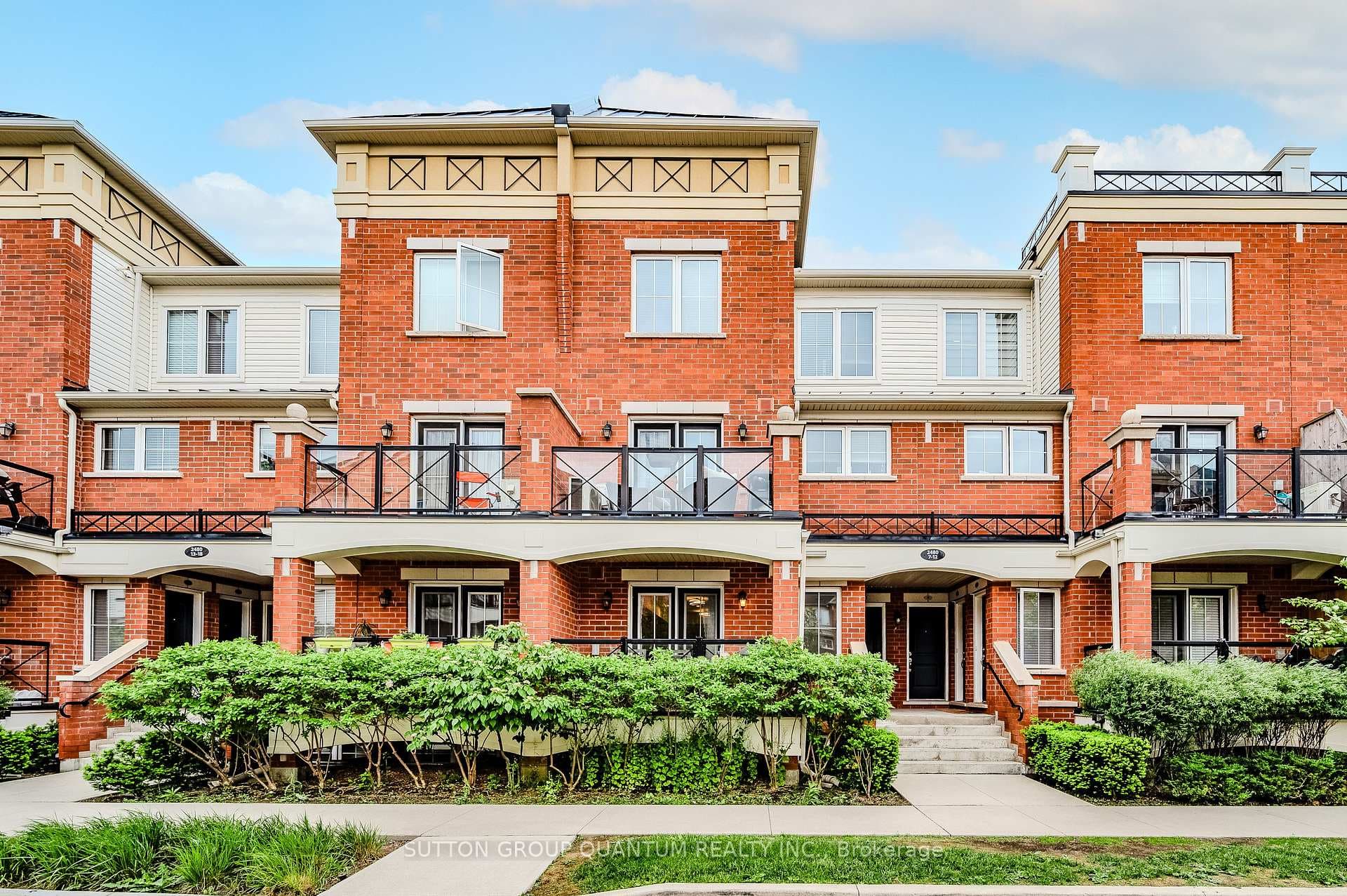 2480 Post Road Unit 12, Oakville