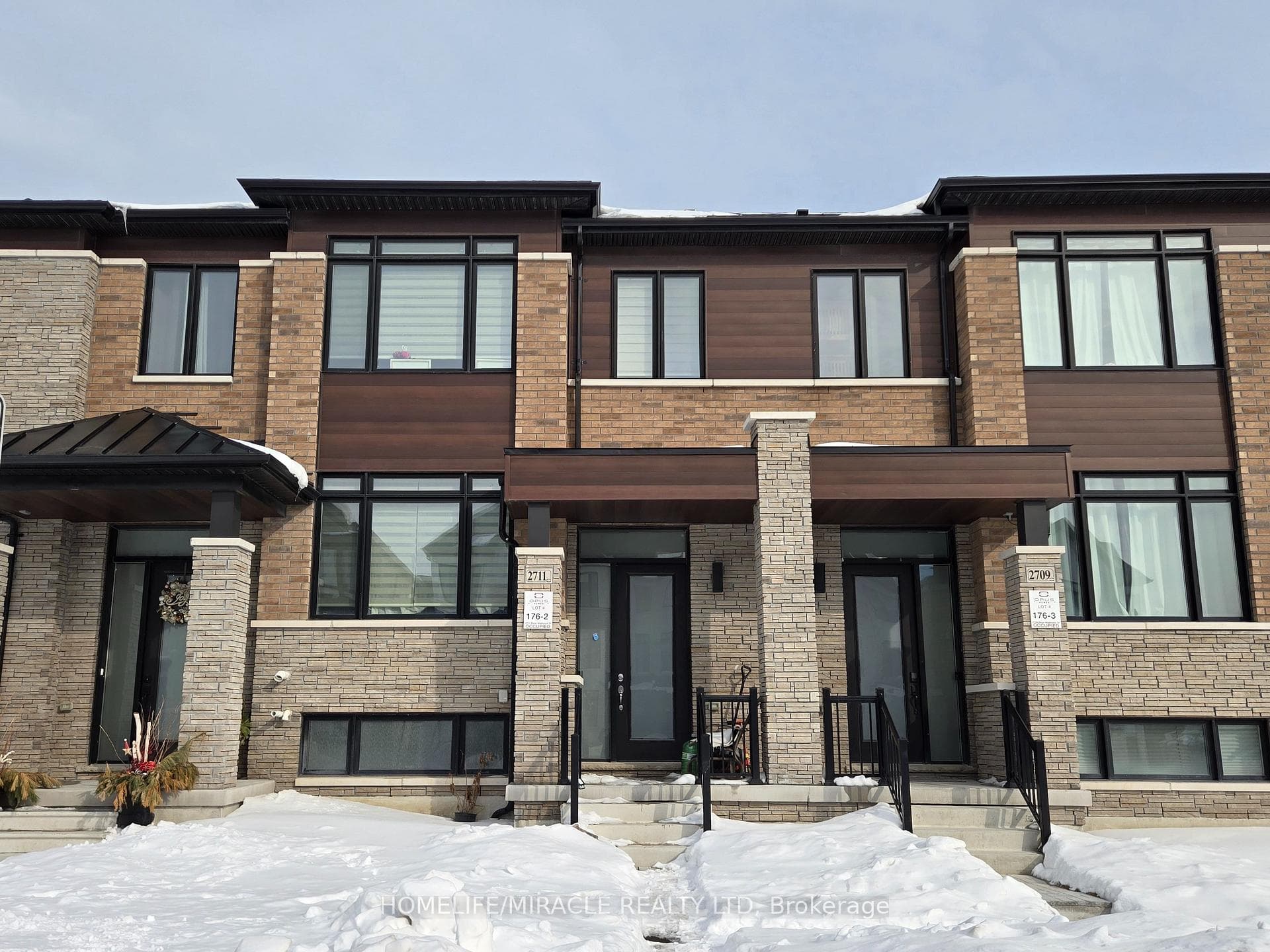 2711 Peter Matthews Drive, Pickering, ON L1X 0M2 - Photo 1
