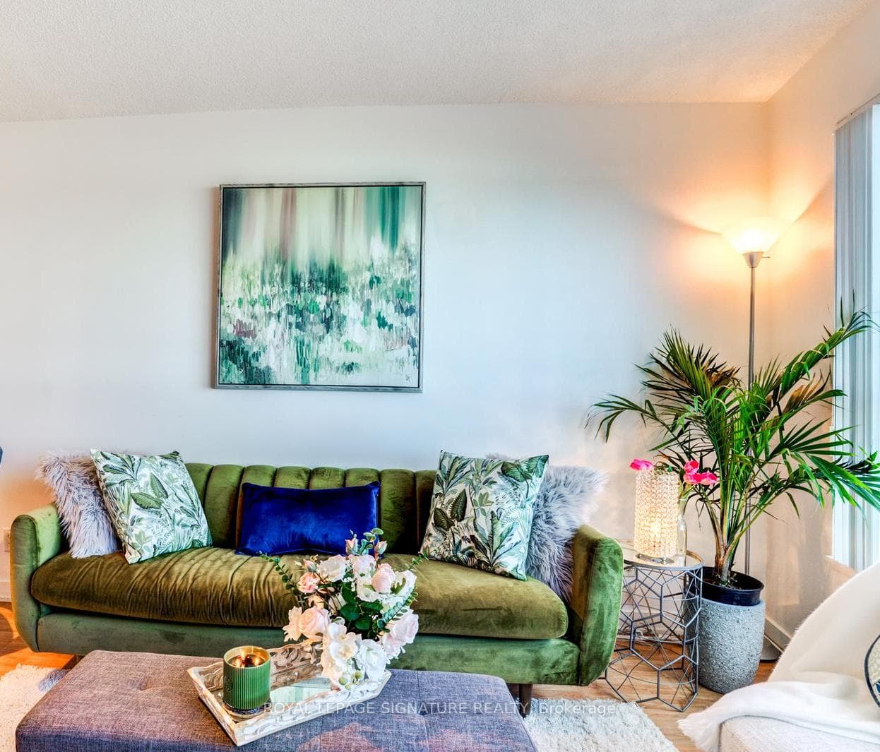 36 Lee Centre Drive Unit 1203, Scarborough (West Hill / Highland Creek), ON M1H 3K2 - Photo 1