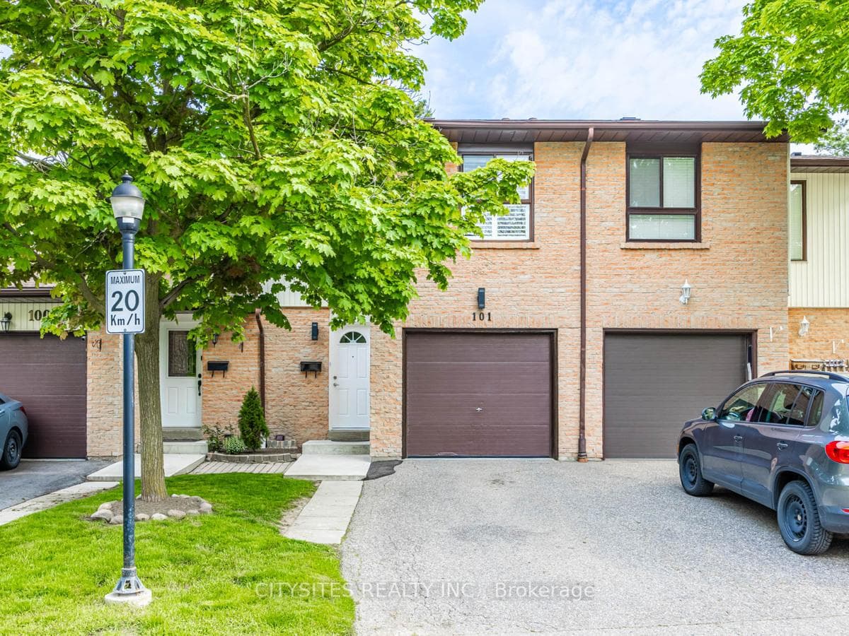 101 Foster Crescent, Brampton
