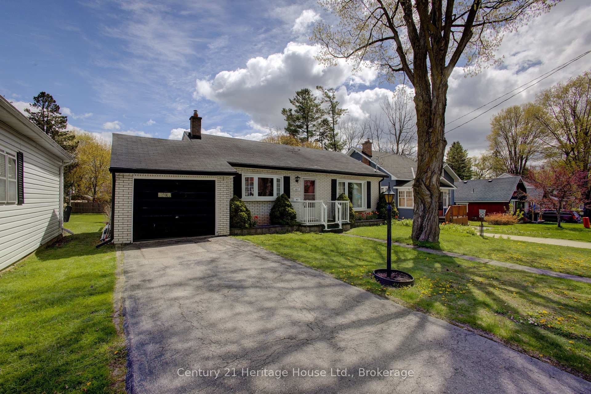 267 Albert Street, West Grey