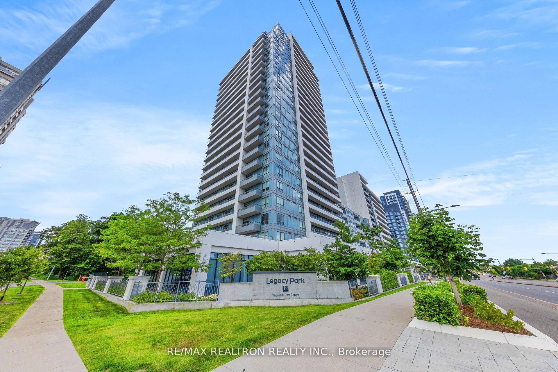 7900 Bathurst Street Unit 1225, Vaughan, ON L4J 0J9 - Photo 1