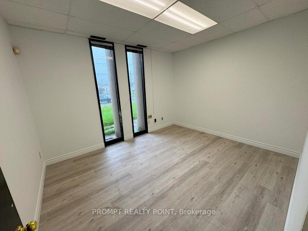 228 Midwest Road, Toronto E04