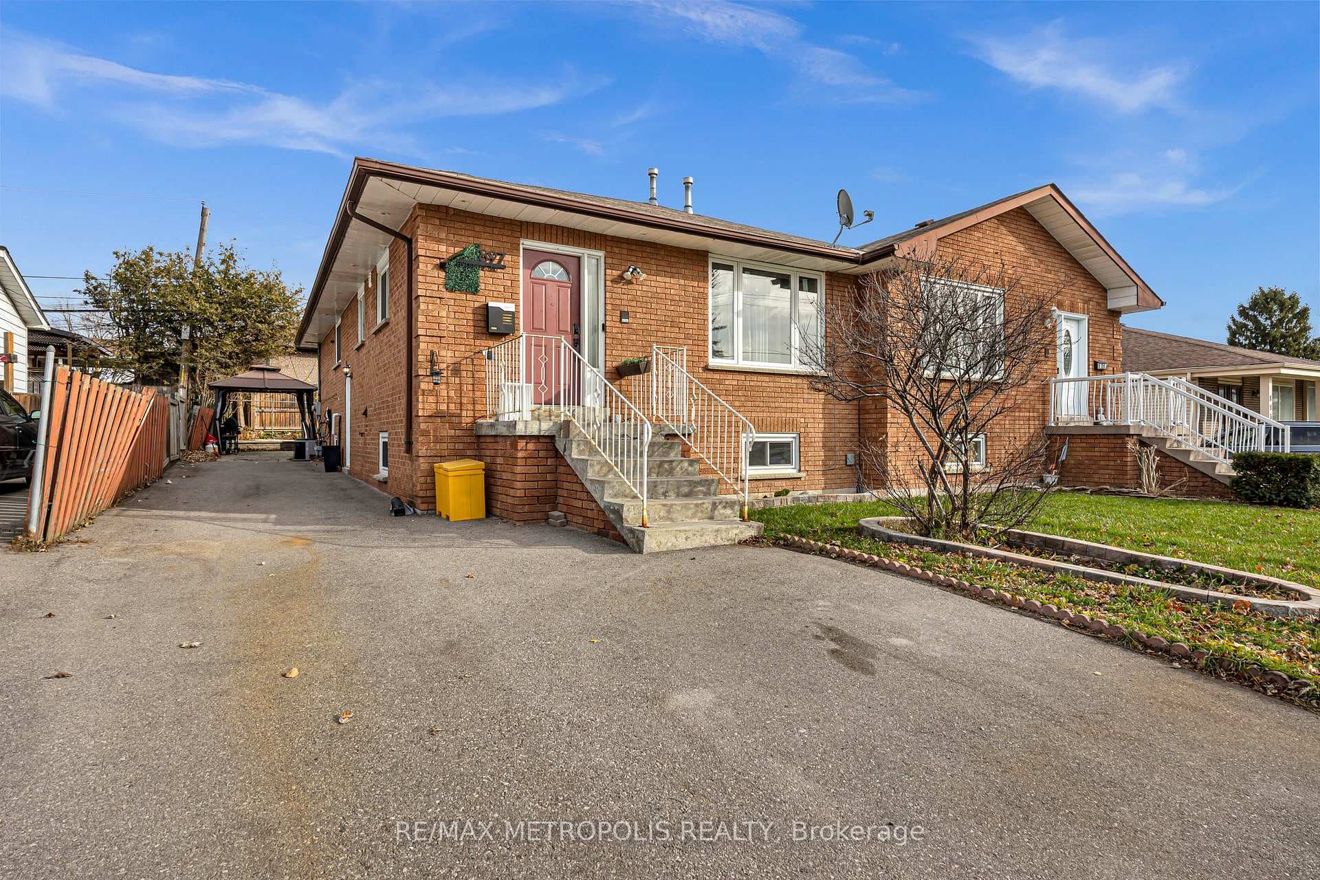 897 Liverpool Road Unit MAIN, Pickering, ON L1W 1S5 - Photo 1