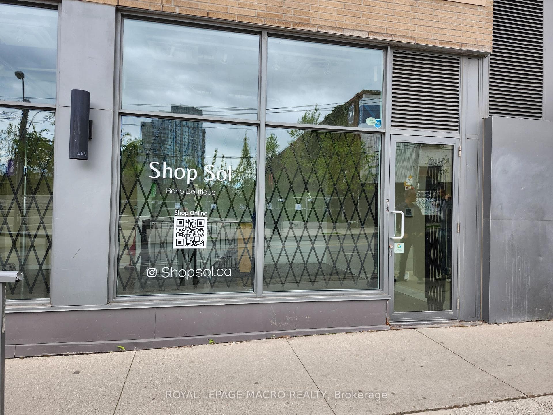 1205 Queen Street Unit 1, High Park / Junction / Roncesvalles, ON M6K 0B9 - Photo 1