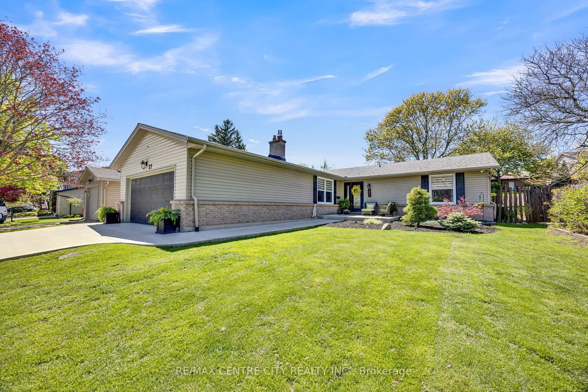 27 Bartlett Crescent, London South, ON N6K 1W3 - Photo 1