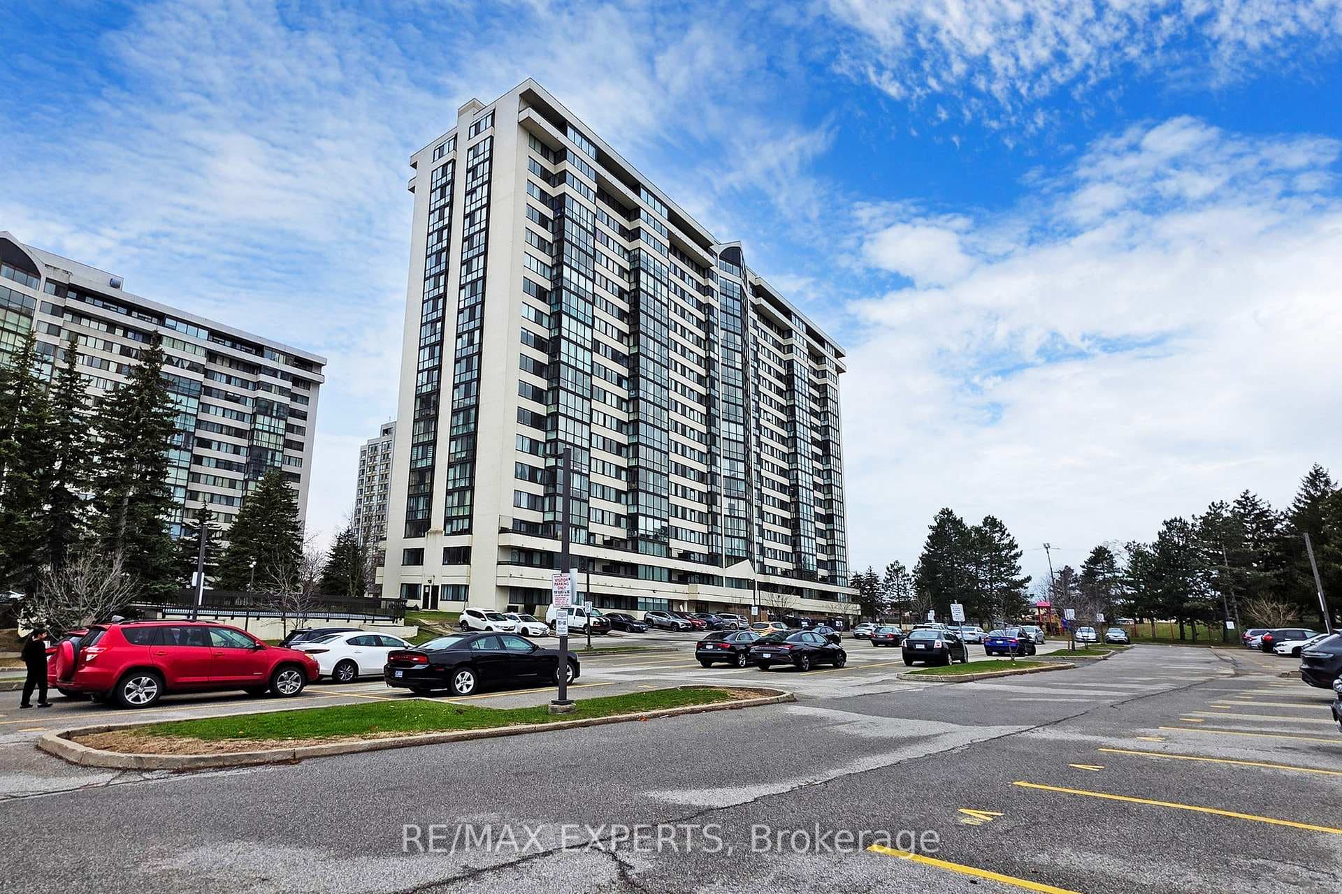 10 Markbrook Lane Unit 1603, Etobicoke (West Mall / Rexdale), ON M9V 5E3 - Photo 1