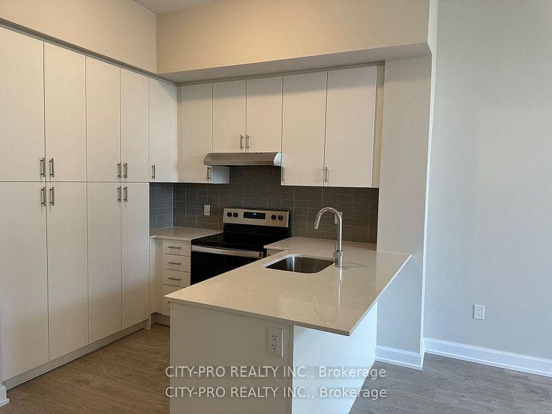 3200 William Coltson Avenue Unit 103, Oakville, ON L6H 7W6 - Photo 1