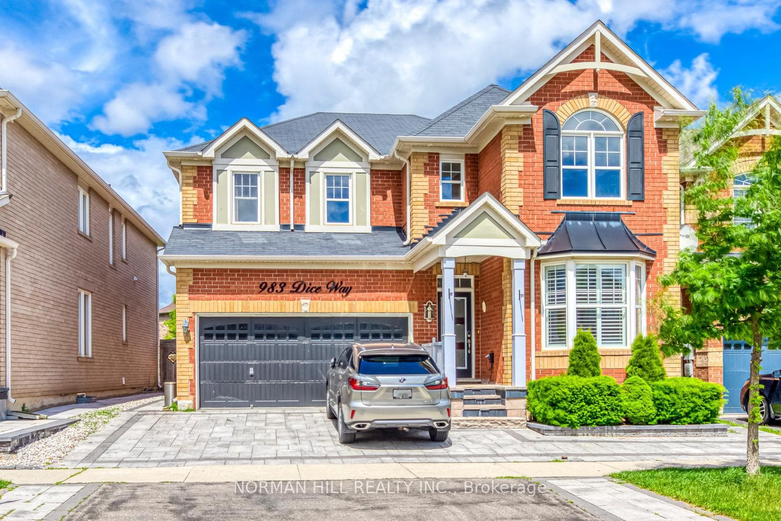 983 Dice Way, Milton