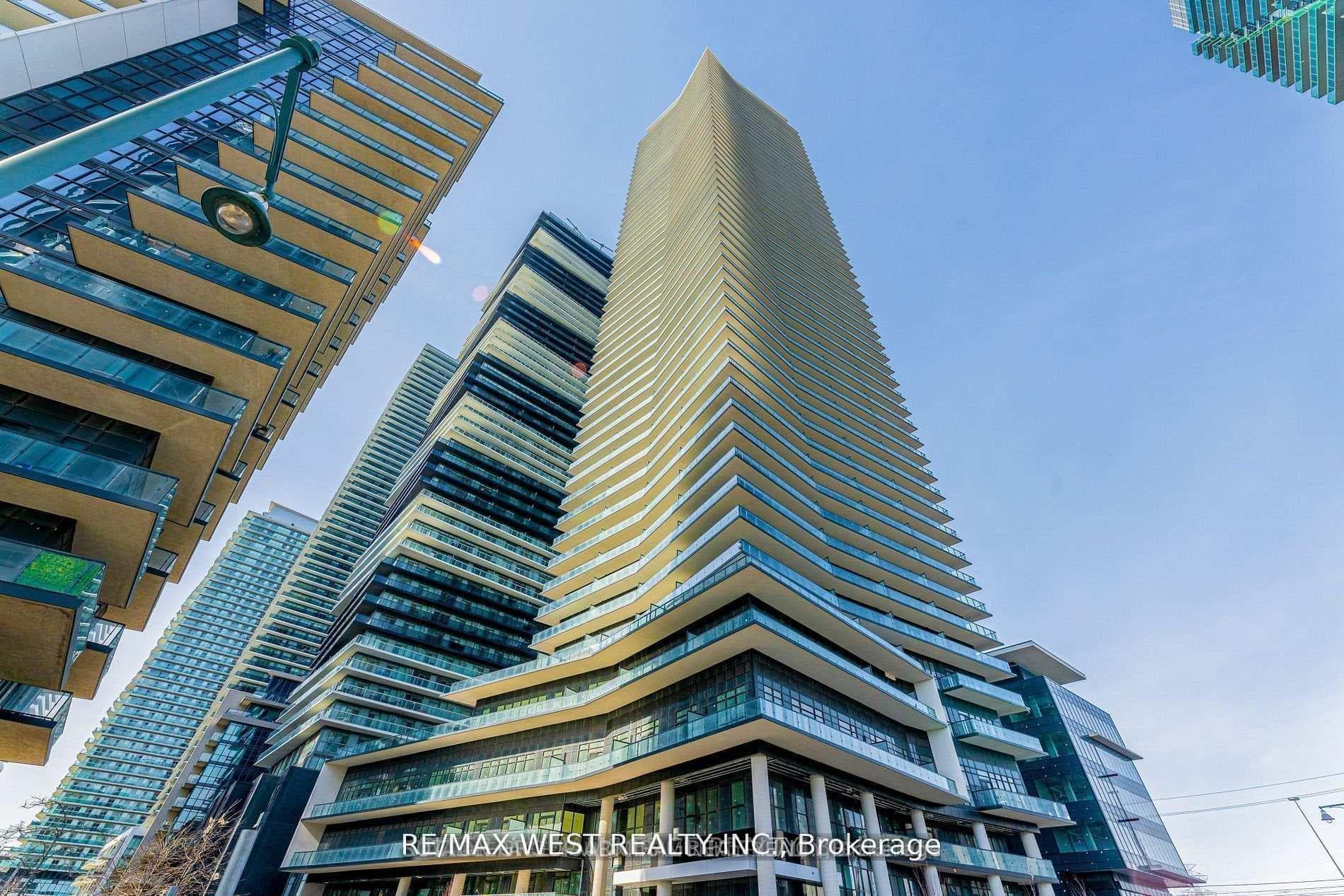 38 Annie Craig Drive Unit 2511, Liberty Village / Parkdale / South Parkdale, ON M8V 0G9 - Photo 1