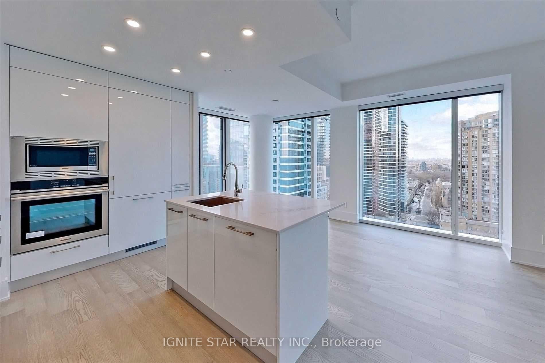 quartz countertop/back splash