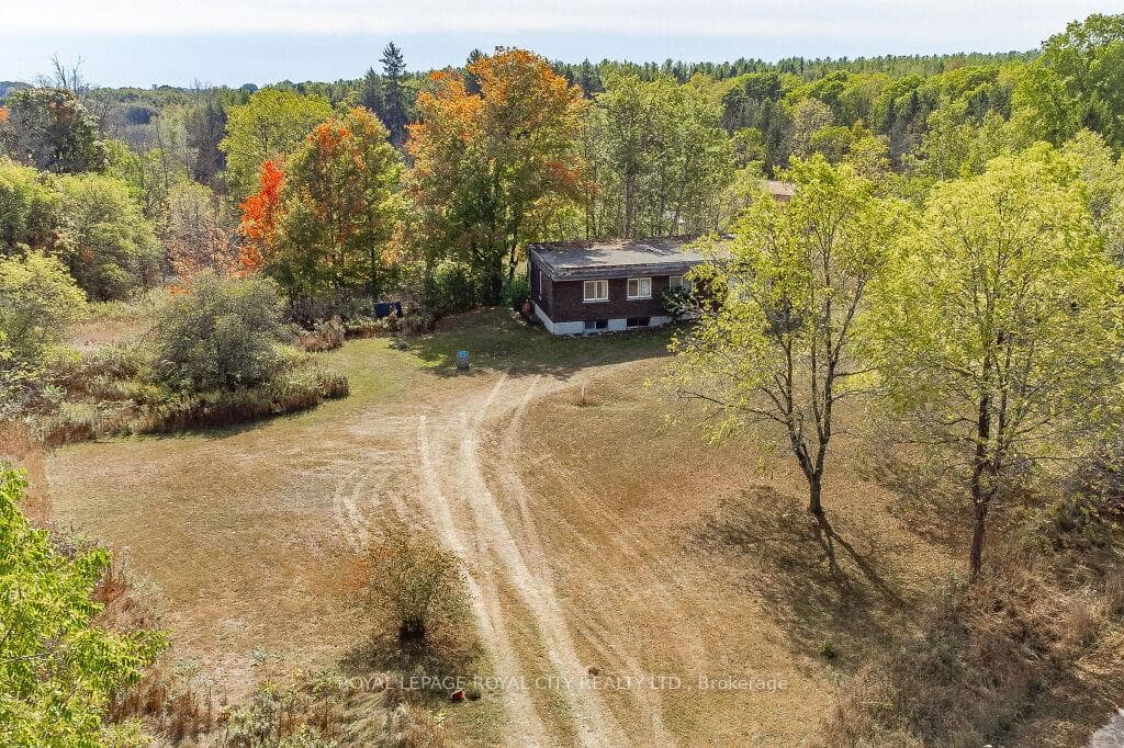 7159 Crowsfoot Road, Woolwich, ON N0B 1M0 - Photo 1