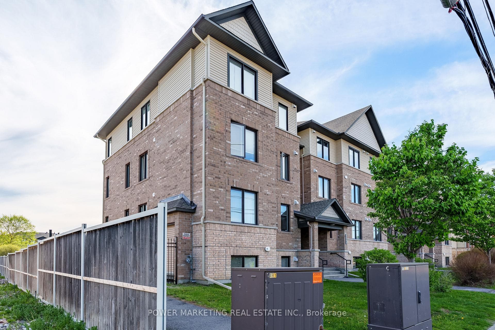 2240 Tenth Line Road Unit 8, Orleans - Cumberland and Area