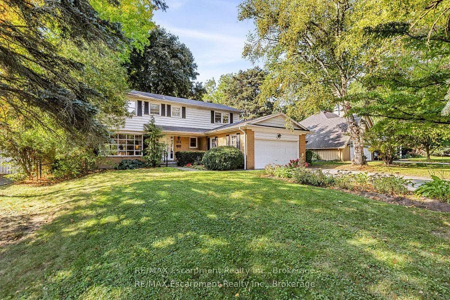 214 Donessle Drive, Oakville, ON L6J 3Y6 - Photo 1