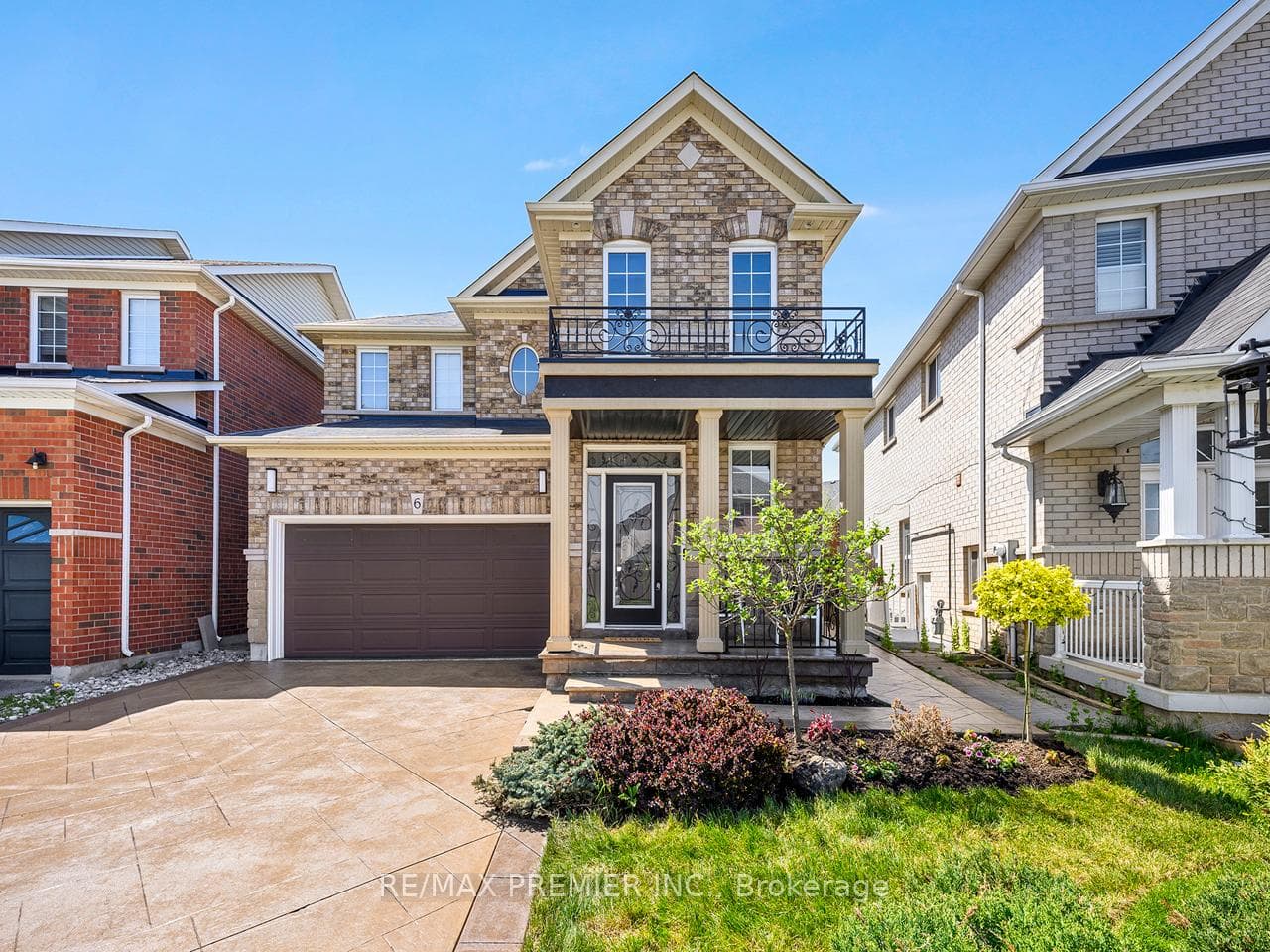 6 Lockburn Crescent, Brampton, ON L7A 3W7 - Photo 1