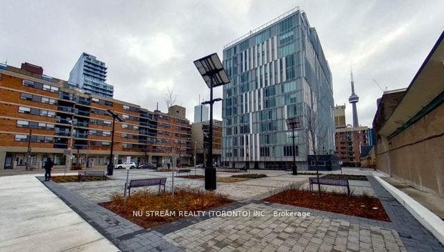 50 Mccaul Street Unit 405, Toronto C01