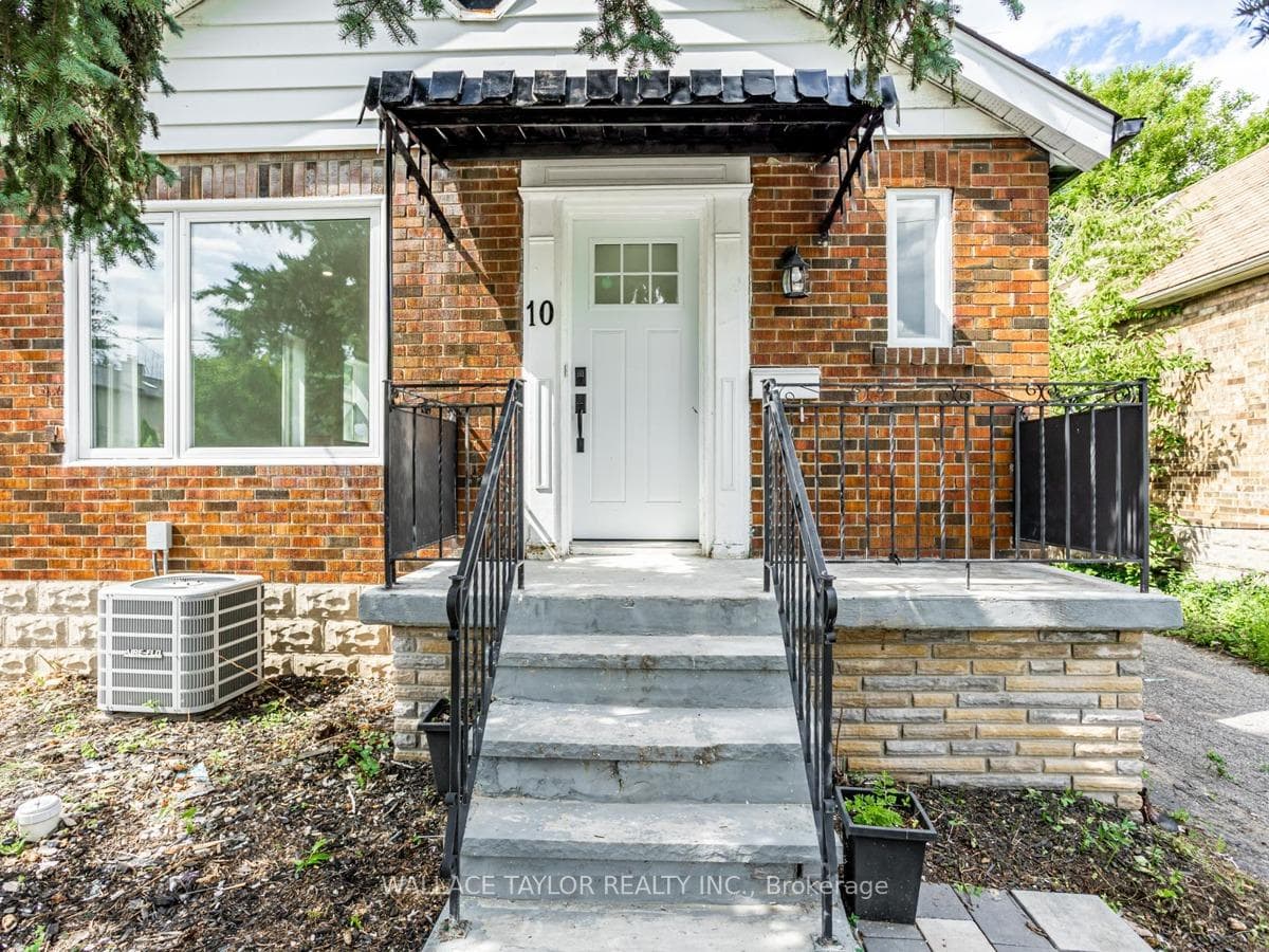 10 O'connor Drive Unit Lower, Danforth / East York, ON M4K 2K2 - Photo 1