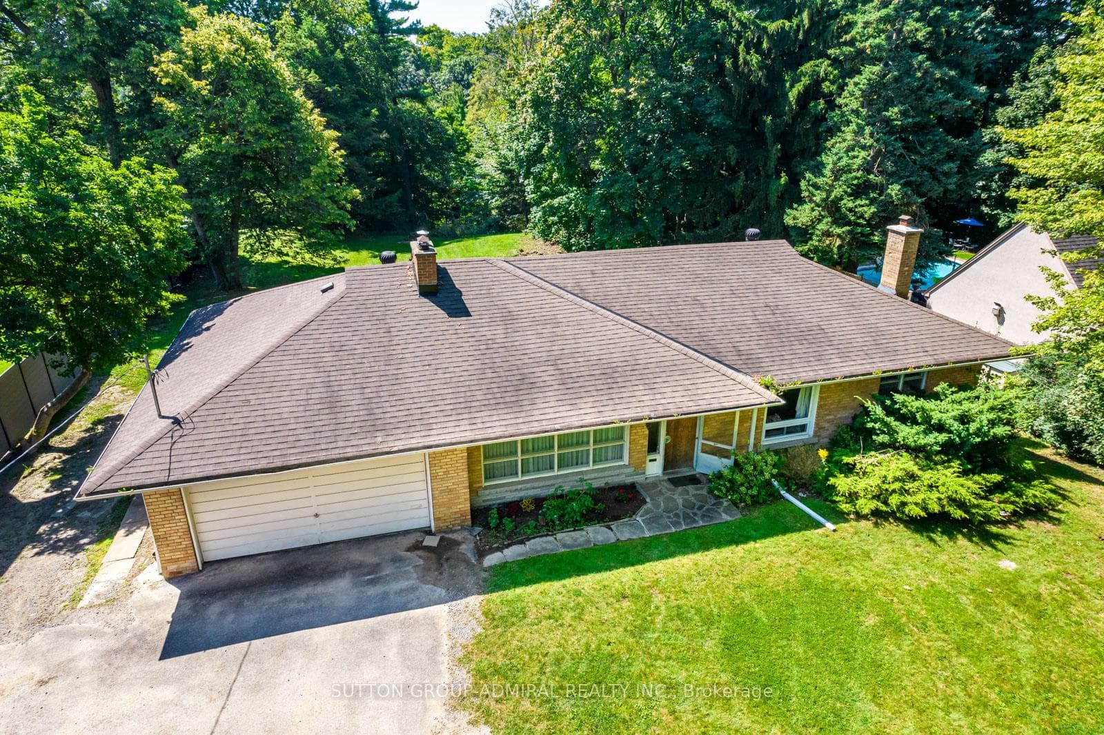 15 Bellehaven Crescent, Scarborough Town Centre, ON M1M 1H2 - Photo 1