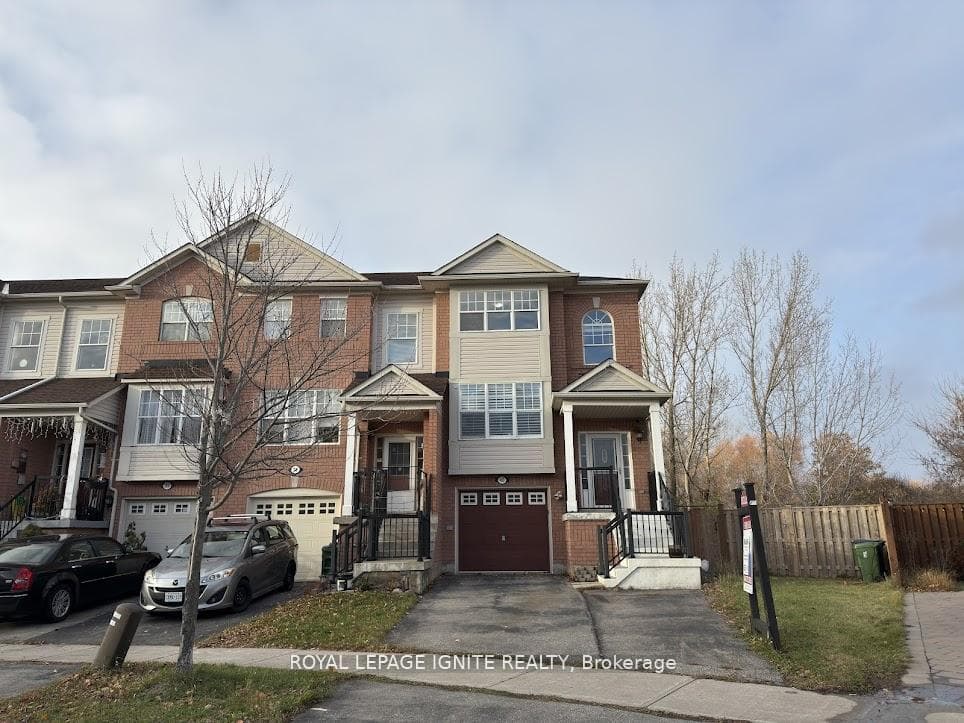 40 Reindeer Drive, Toronto E11