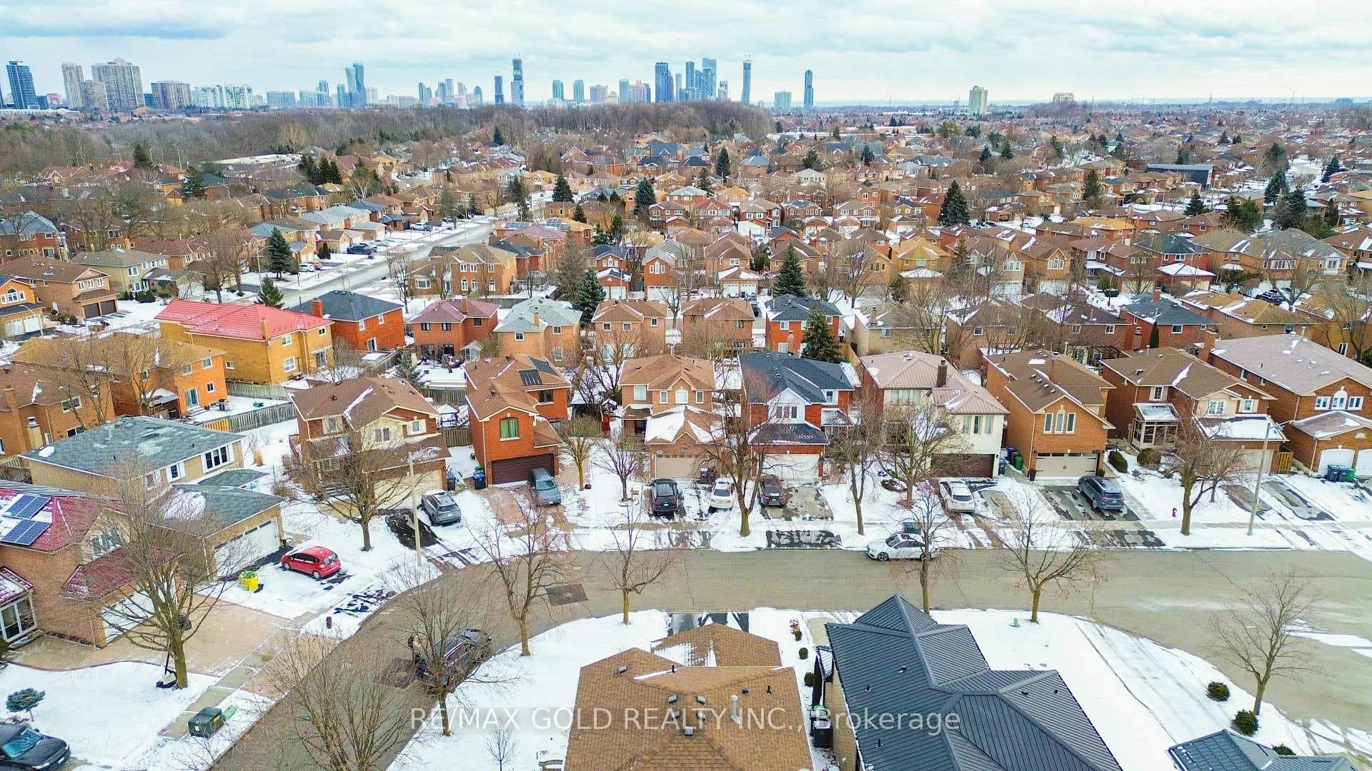 5563 Lockengate Court, Mississauga, ON L5R 3M8 - Photo 1